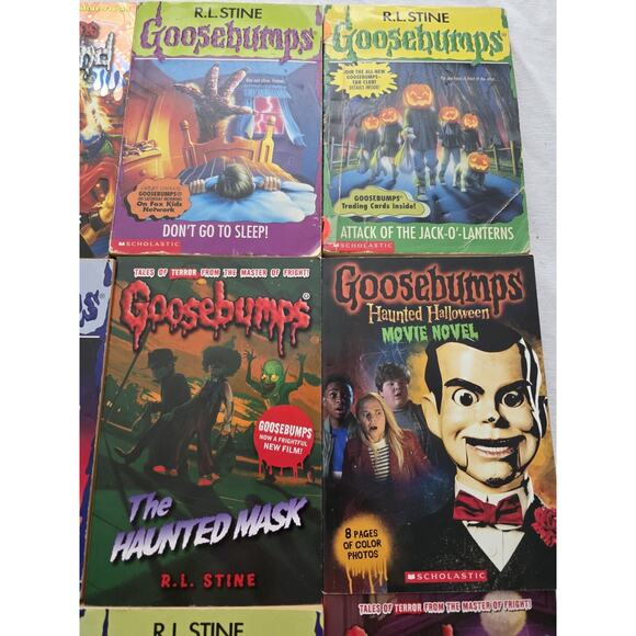 Goosebumps Books Lot of 16 Books R.L. Stine 1990s - 2000s Mixed Lot - Picture 4 of 7
